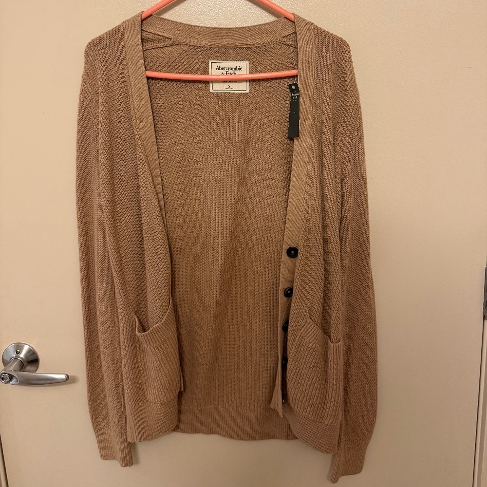NWT Abercrombie and Fitch sweater